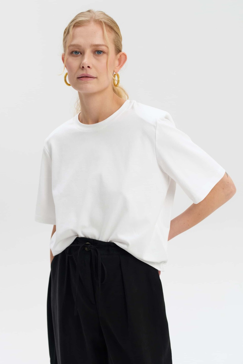 T-SHIRT SHORT SHOULDER PADS WHITE