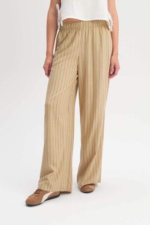 ★ODOR★ Jersey shirring skirt in sand beige P0000FRG Pointelle knit maxi skirt white / beige For Women | Sandro Paris