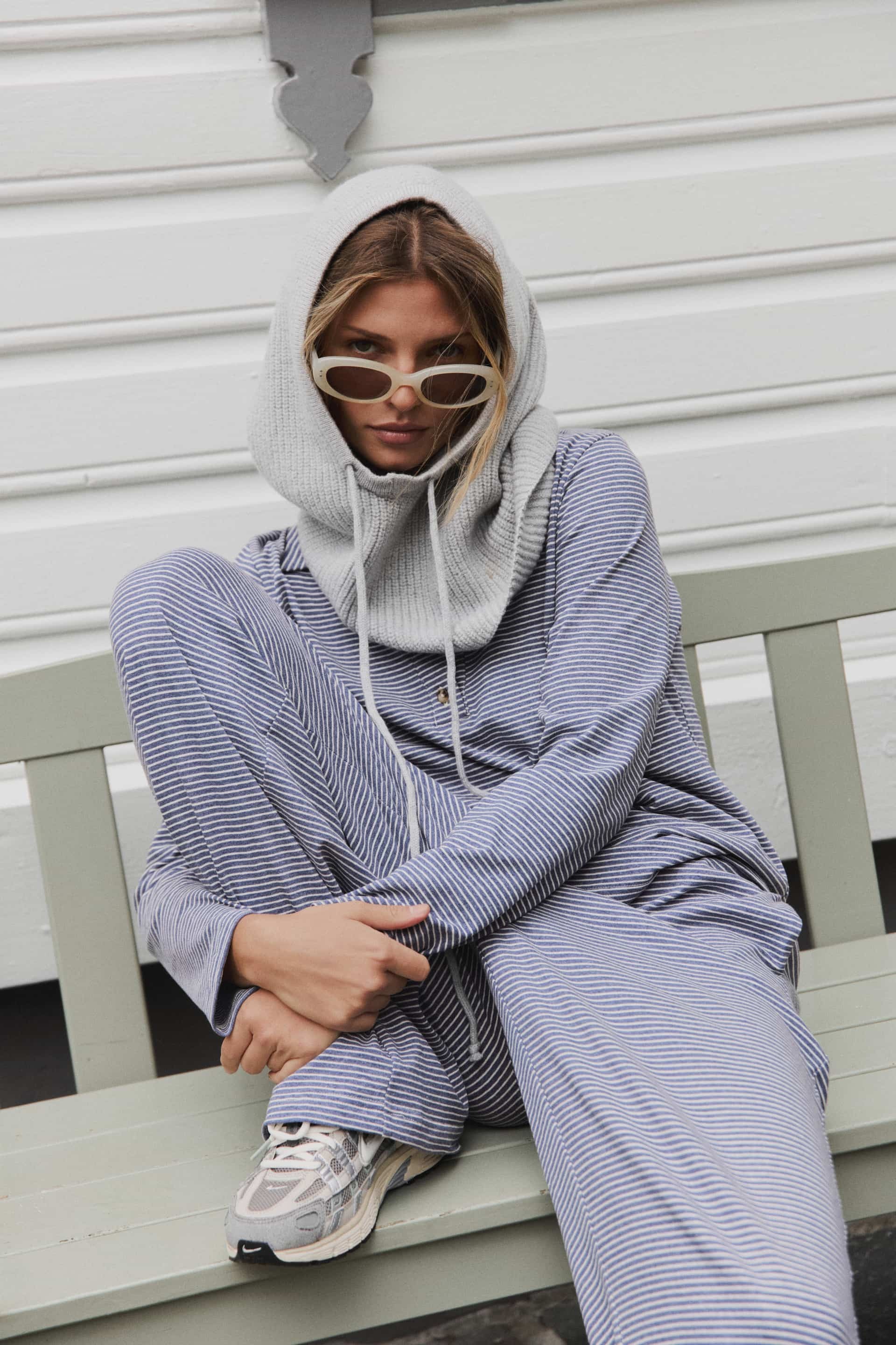 raynaです REHINA NAVY STRIPES