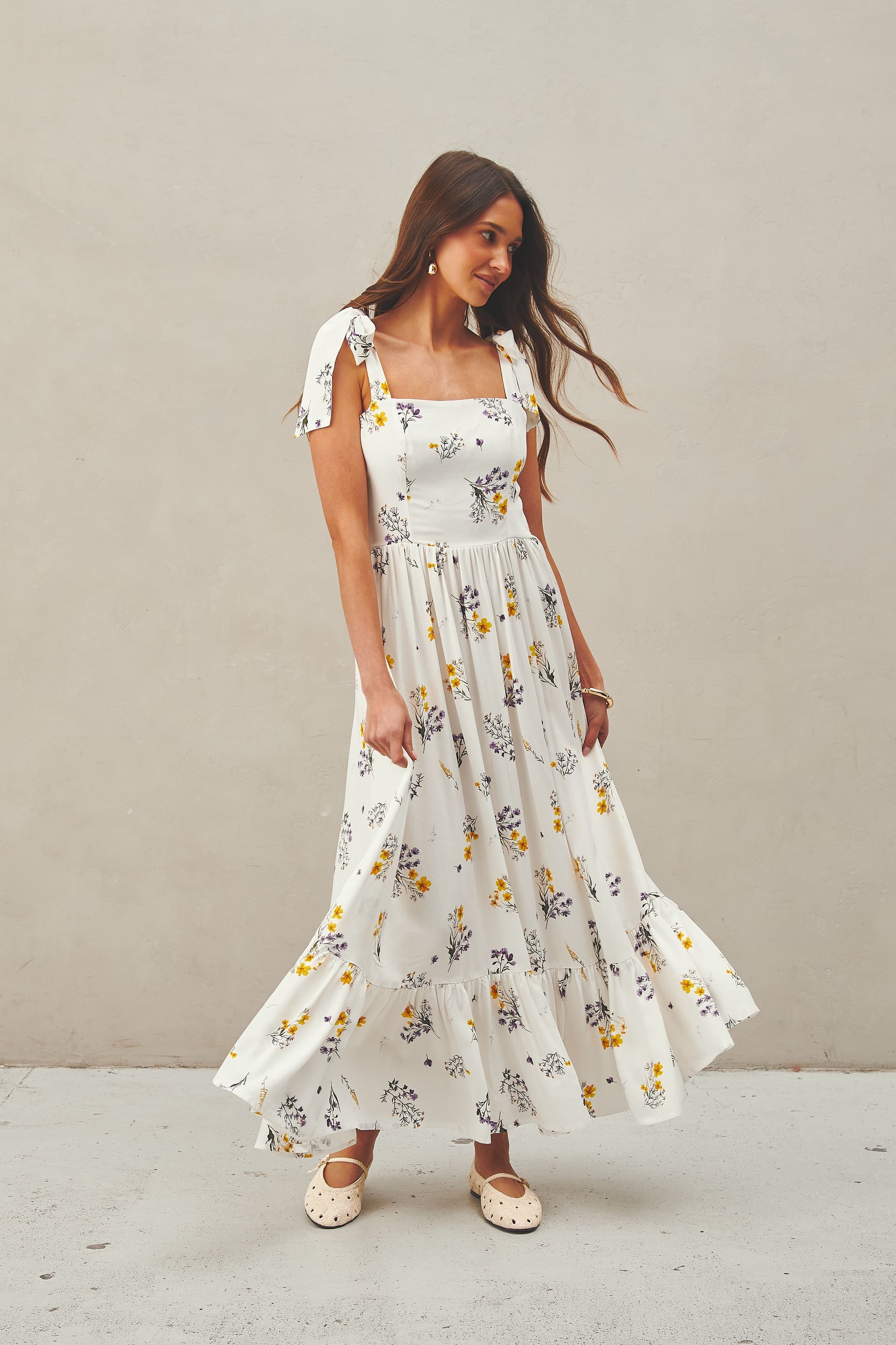 MILAGROS WHITE MEADOW