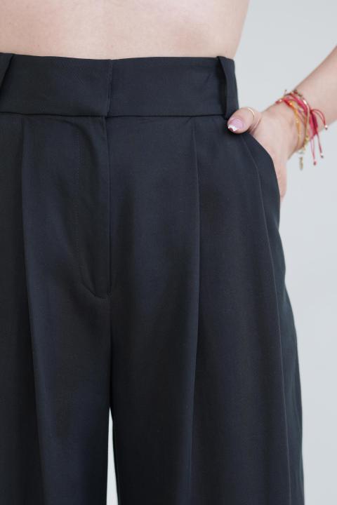 FLORENCE FLOWY NERO TROUSERS - Naree