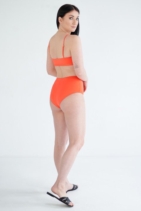 Pomarańczowy dół od bikini