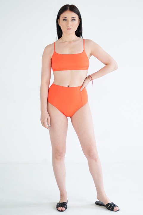 Pomarańczowy dół od bikini