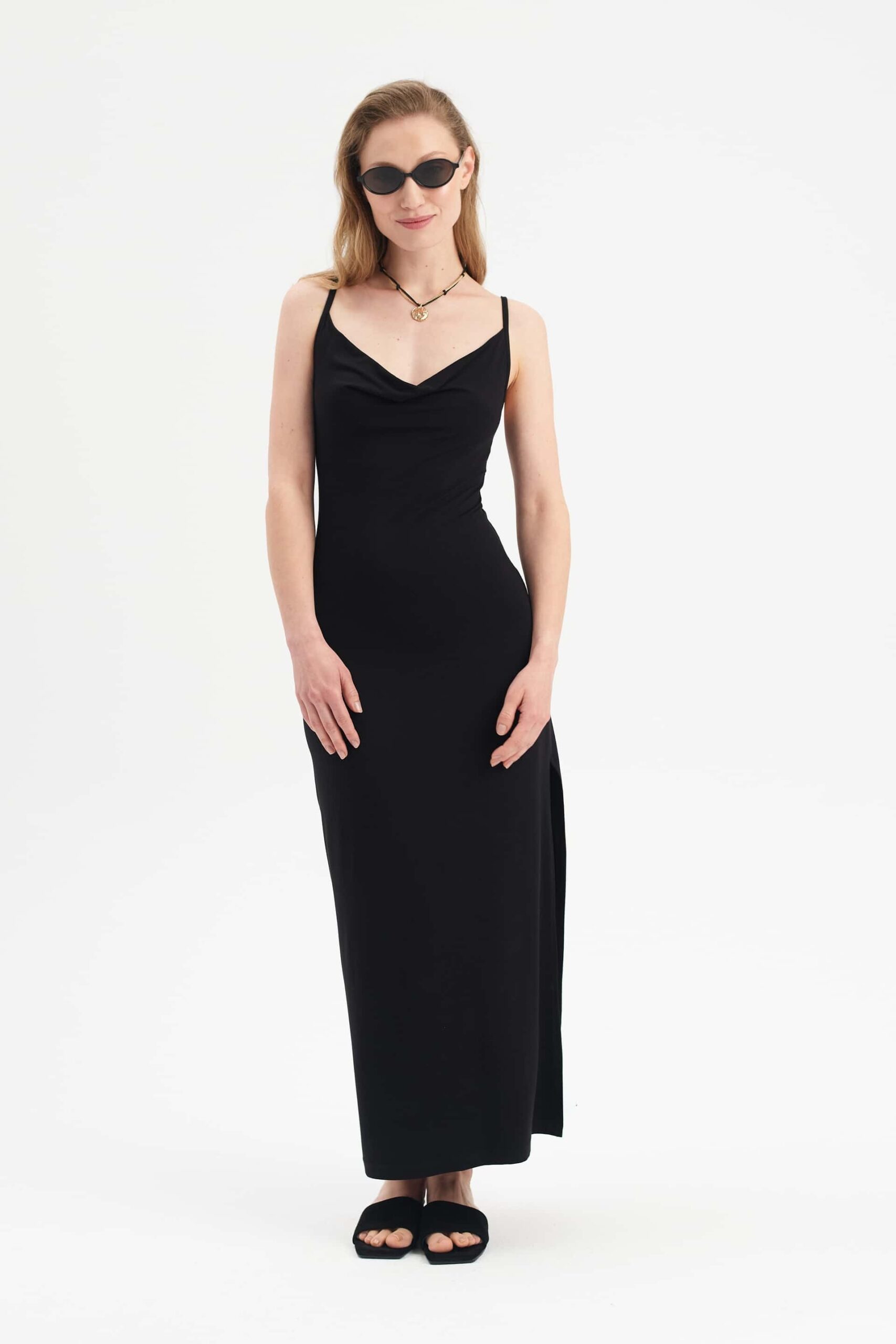 rosemary-black (3) sukienka długa obcisła brązowa