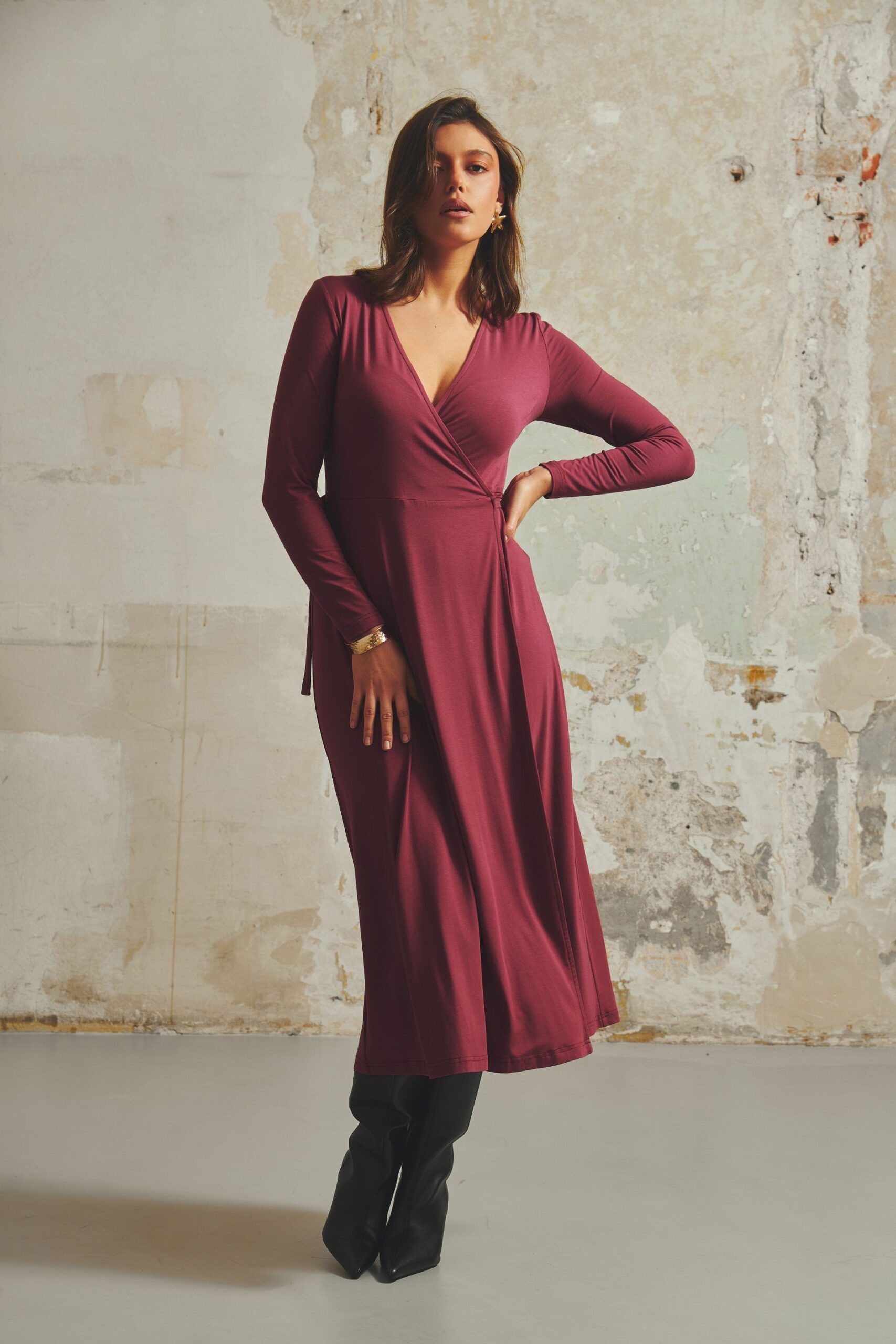 sukienka z długimi rękawami